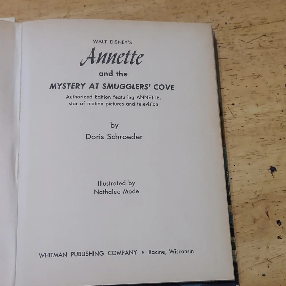 Whitman 1963 1st edition Walt Disney Annette and the Mystery at Smugglers Cove - Picture 4 of 7